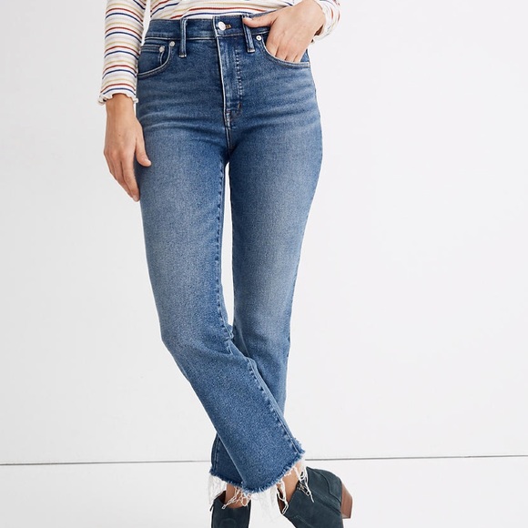 Madewell Cali Demi-boot Jeans in Fleetwood Wash - Picture 2 of 10